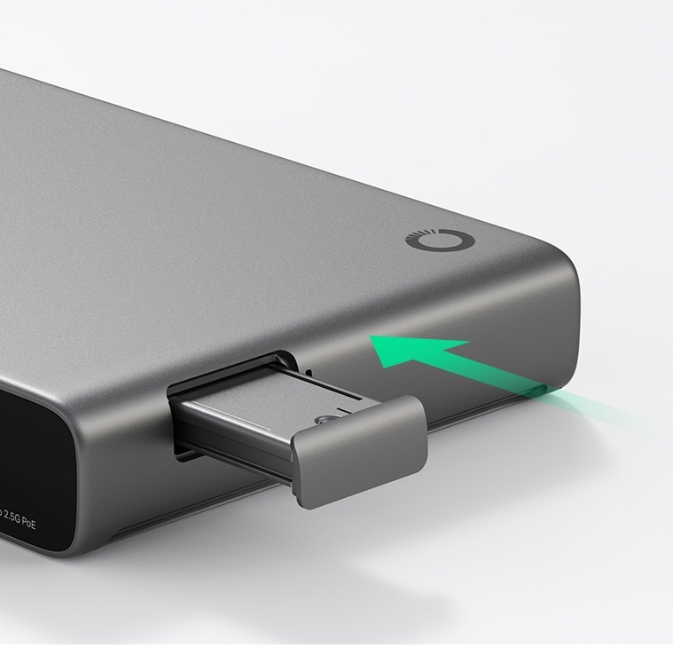 Fusion Pro 2.5G PoE with its built-in NVMe SSD tray extended